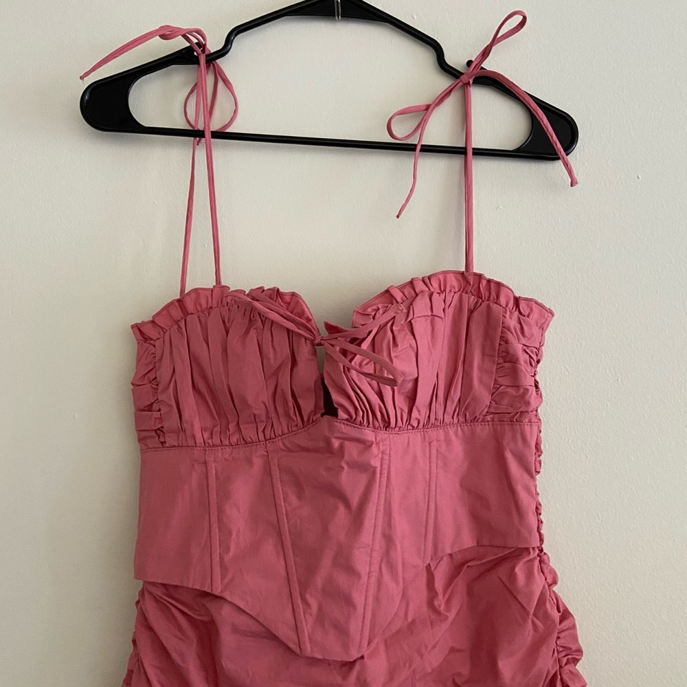HOST PICK 🎉NWT White Fox Boutique Not Too Far Coral Mini Dress - Picture 3 of 12